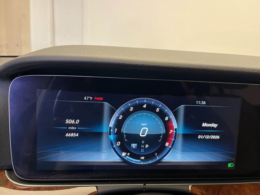 Thumbnail: 2019 Mercedes-Benz E-Class - 17