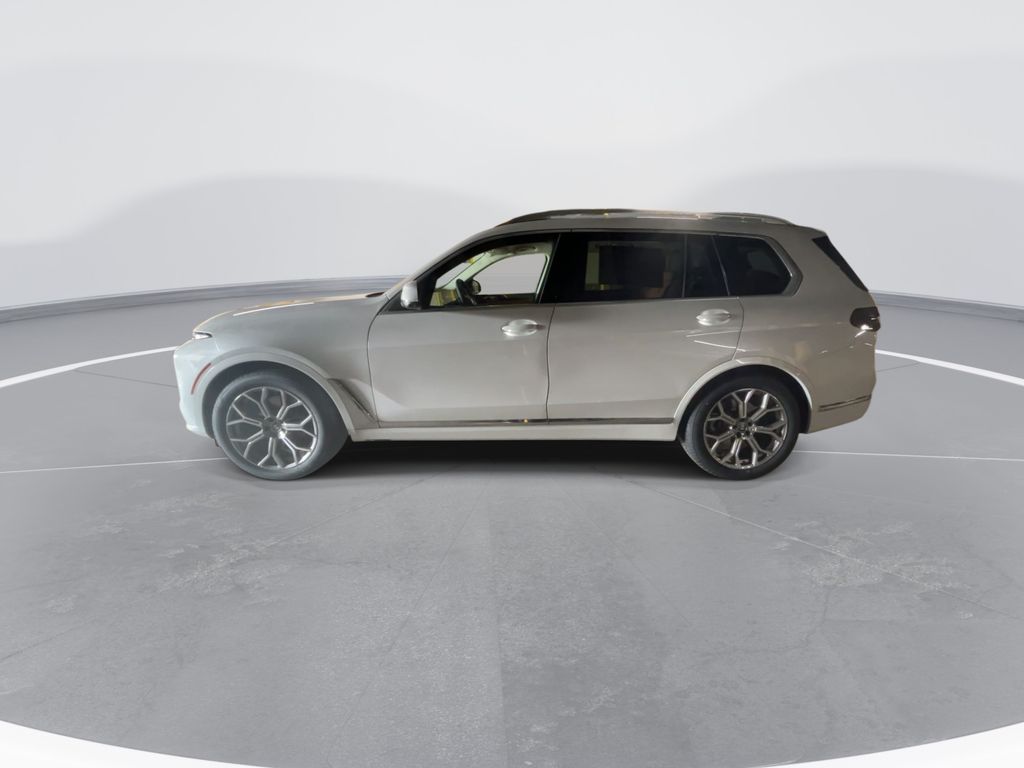 2024 BMW X7 xDrive40i 5