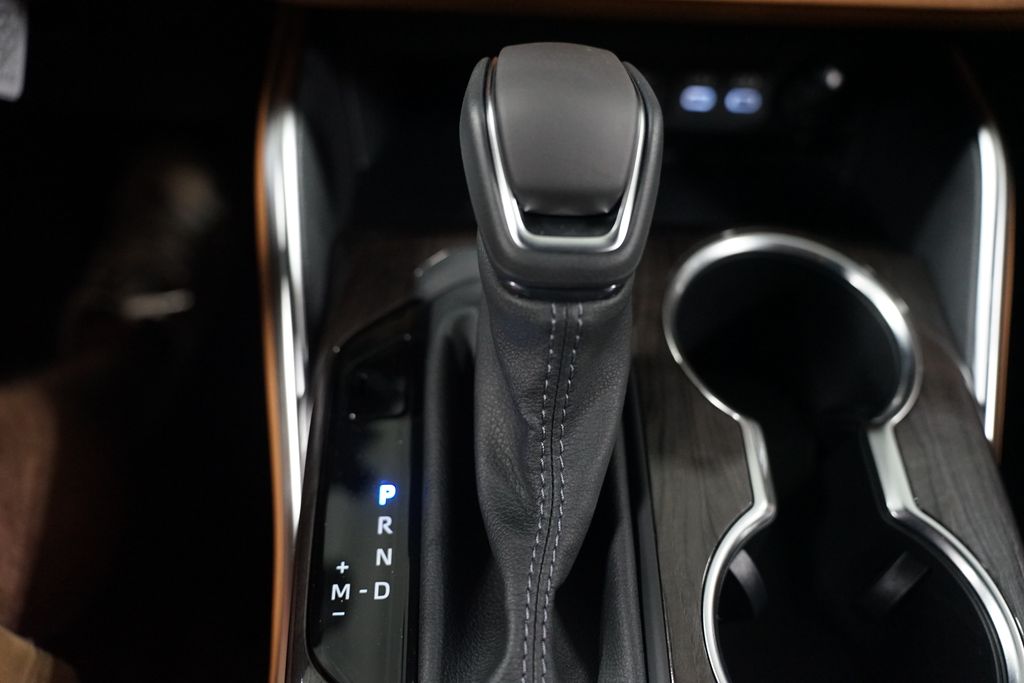 Thumbnail: 2025 Toyota Highlander - 23