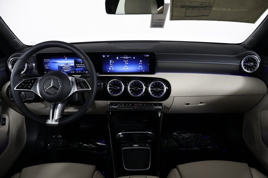 Thumbnail: 2025 Mercedes-Benz CLA - 4