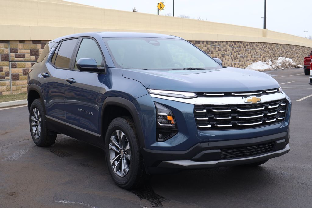 Thumbnail: 2026 Chevrolet Equinox - 10