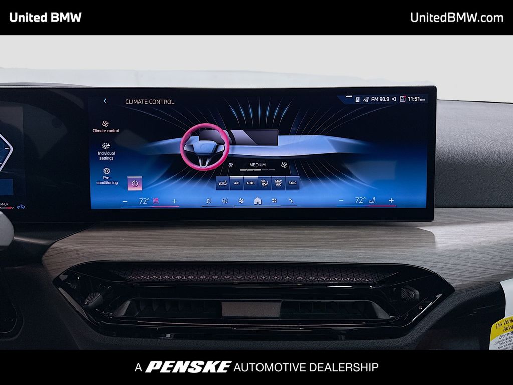 Thumbnail: 2026 BMW 3 Series - 10