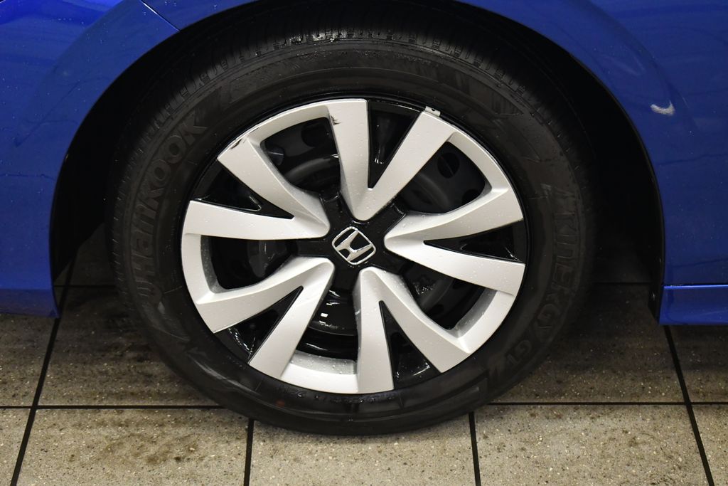 Thumbnail: 2024 Honda Civic - 14