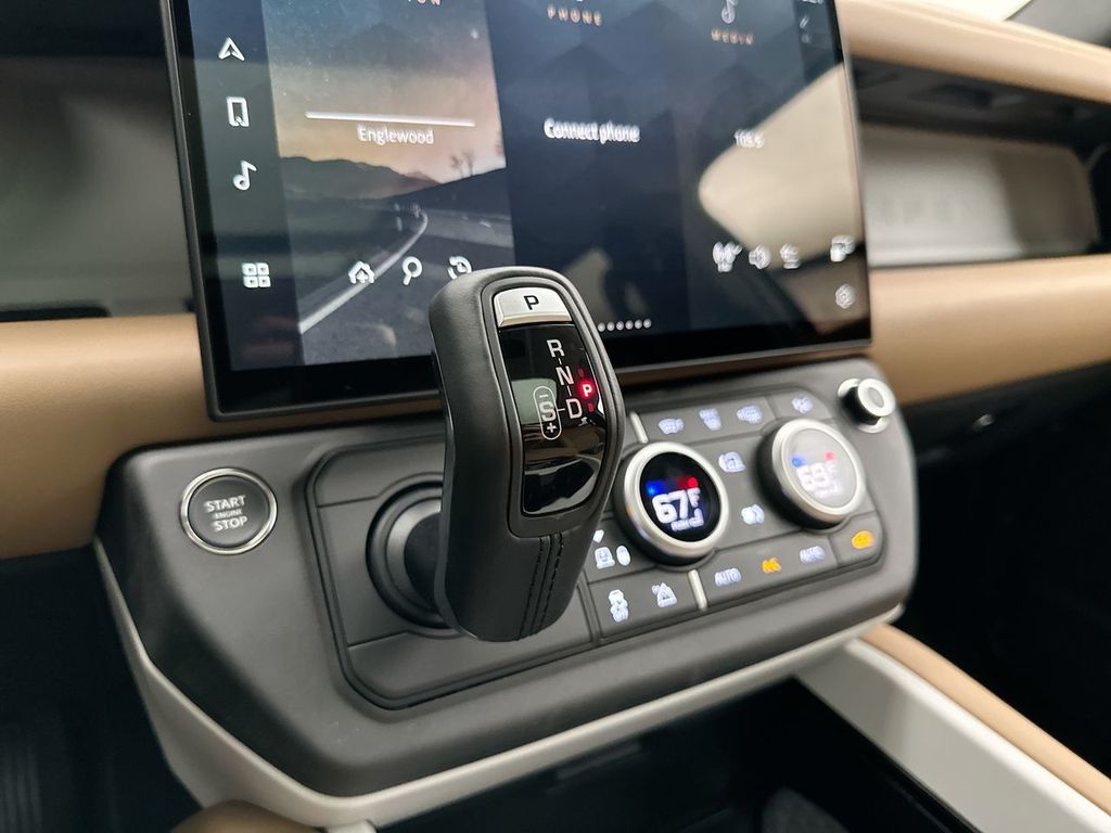 Thumbnail: 2026 Land Rover Defender - 12