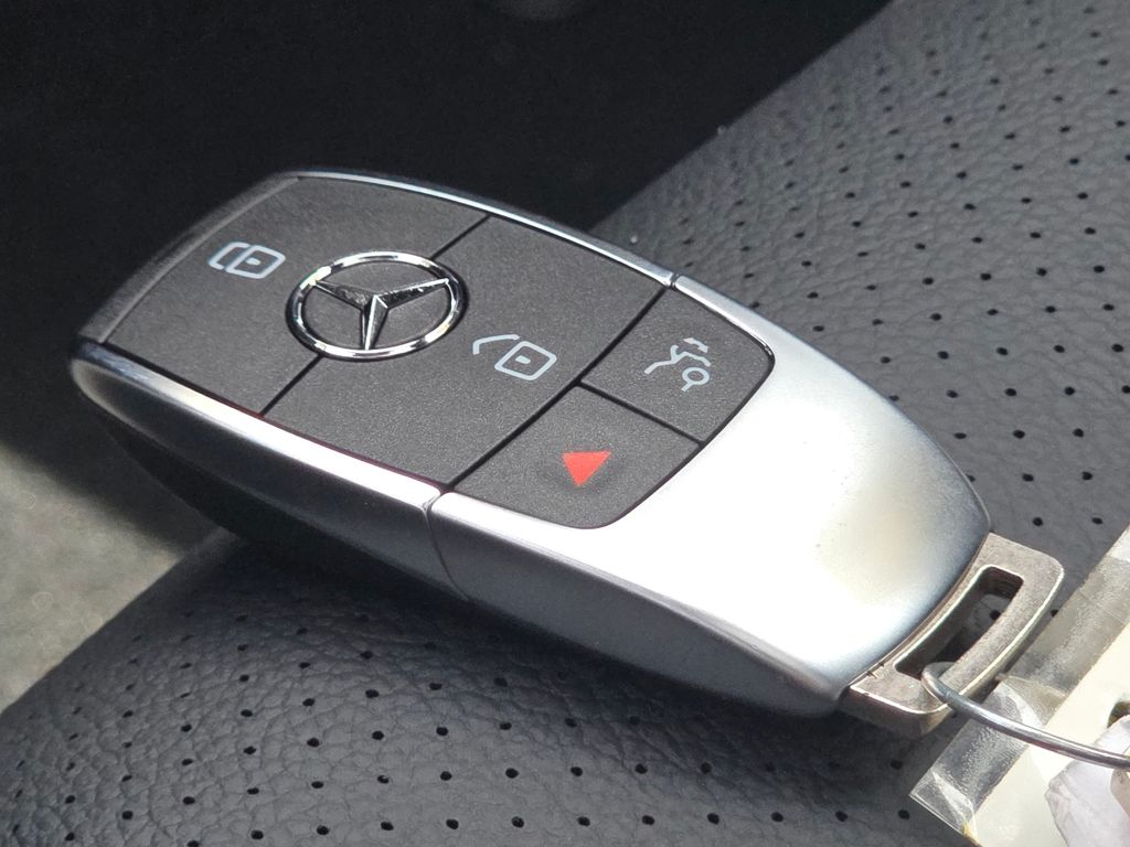 New 2026 Silver Mercedes-Benz GLE 350 image 40
