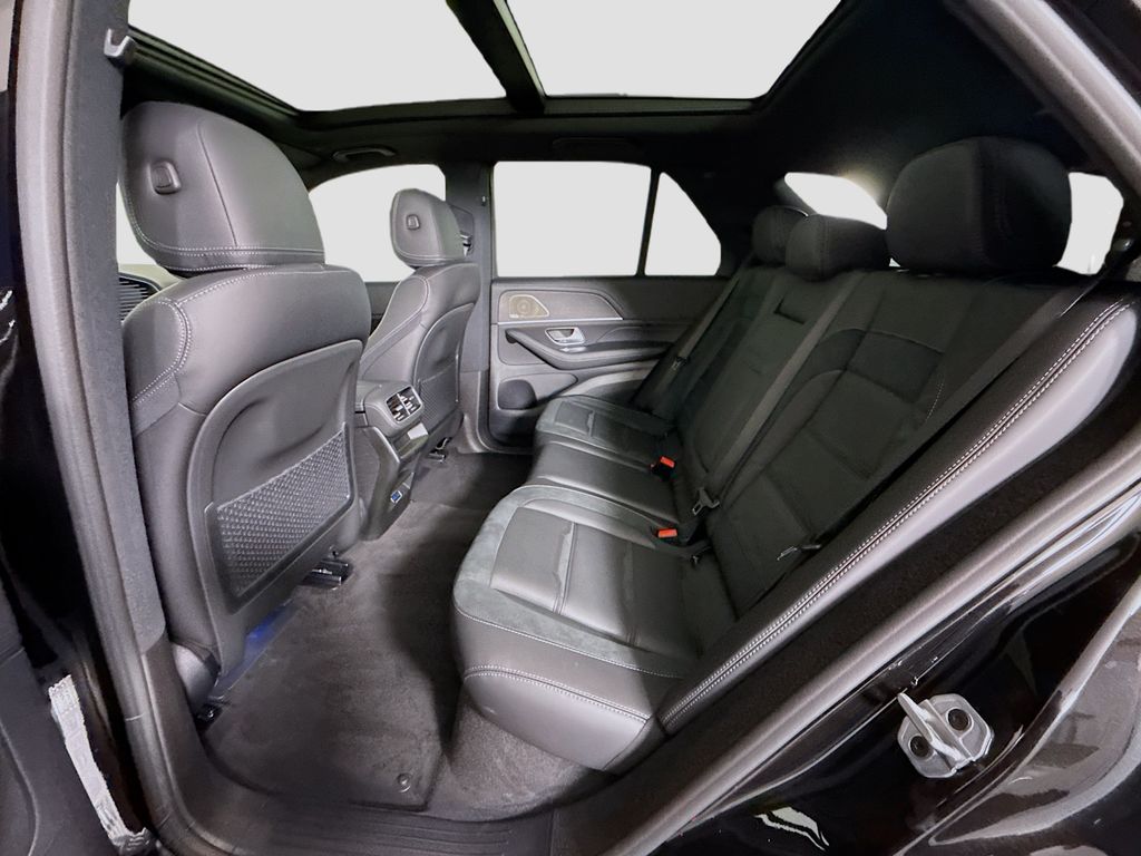 Thumbnail: 2026 Mercedes-Benz GLE - 23