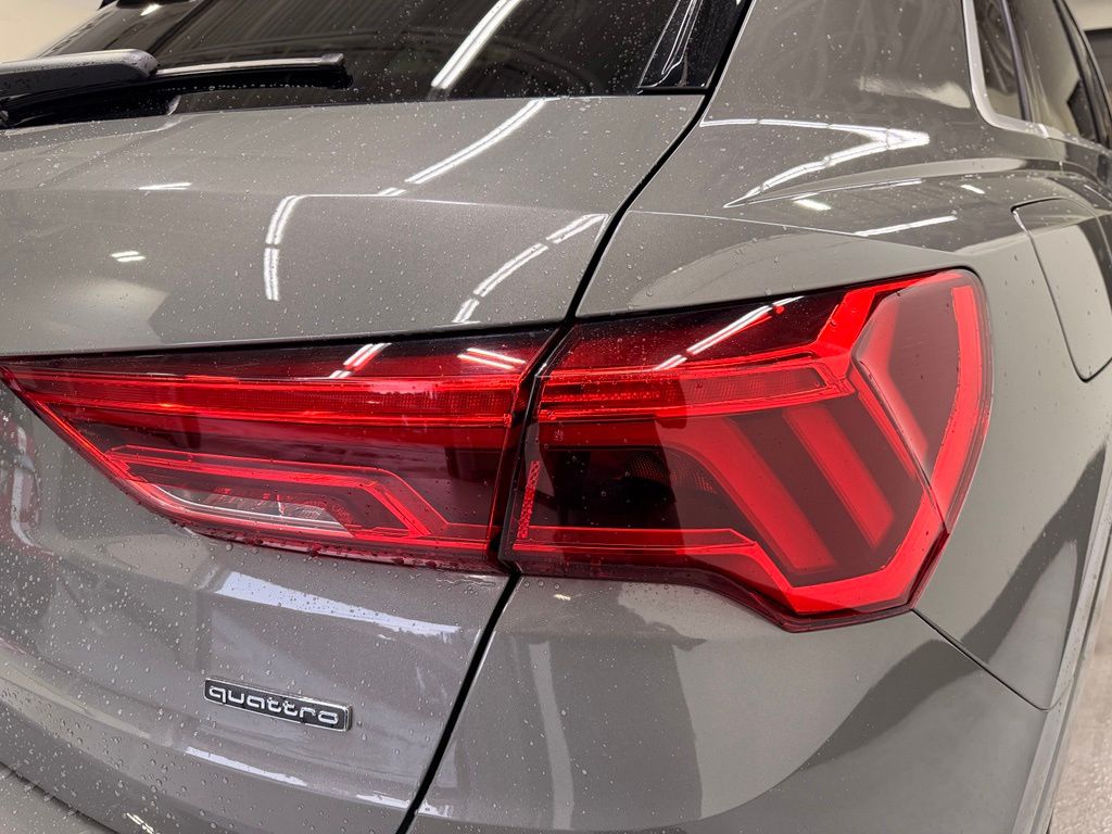 Thumbnail: 2024 Audi Q3 - 5