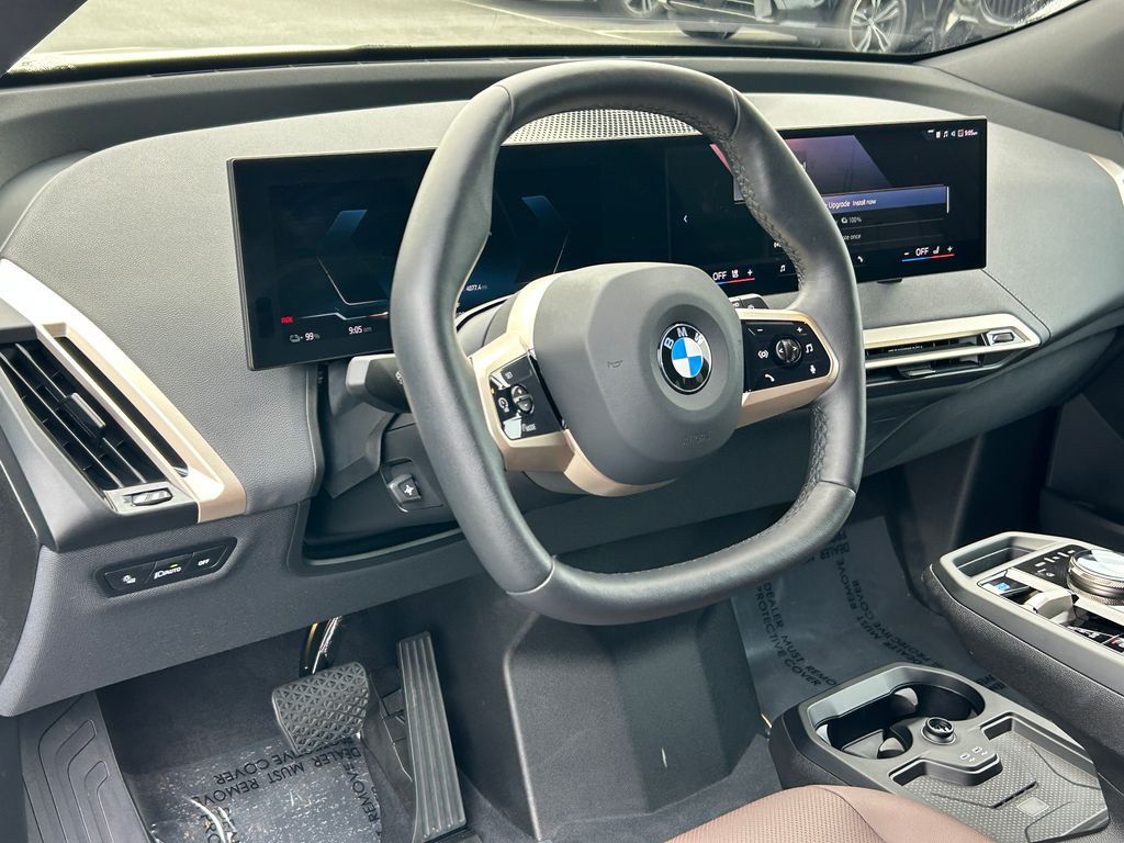 Thumbnail: 2026 BMW iX - 13