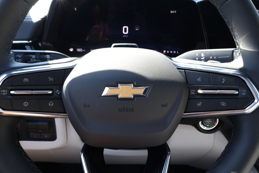 Thumbnail: 2025 Chevrolet Suburban - 25