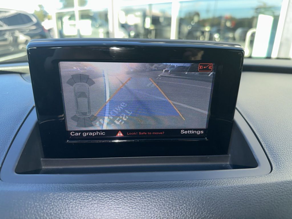 Thumbnail: 2018 Audi Q3 - 27