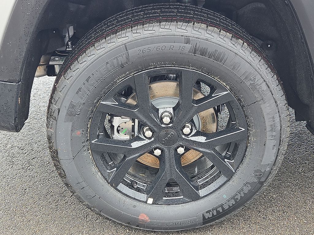 New 2026 Jeep Grand Cherokee Altitude For Sale in Farmington, AR