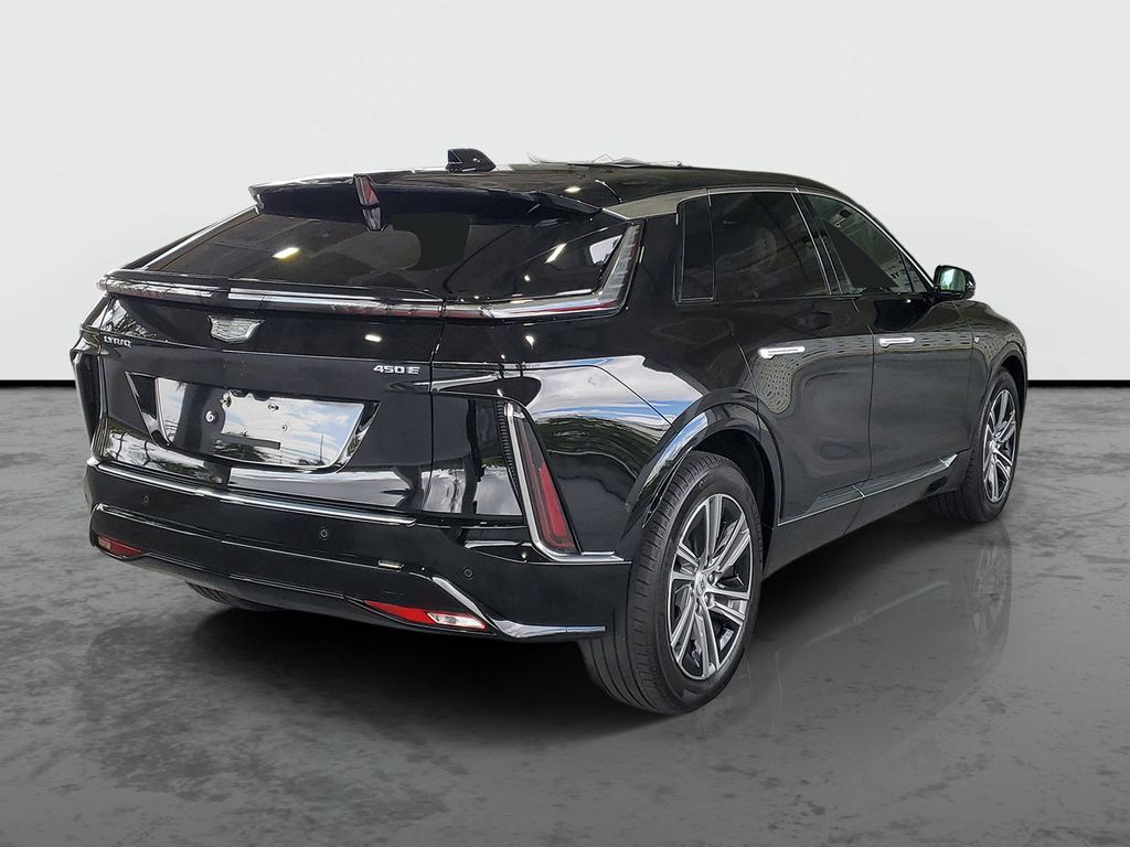 Used 2024 Cadillac LYRIQ Luxury 1 with VIN 1GYKPPRK7RZ137523 for sale in Tamarac, FL