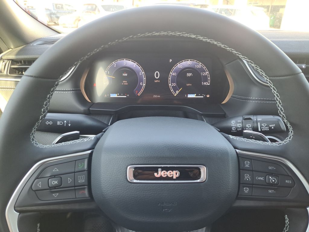 New Car 2025 Jeep Grand Cherokee  Laredo For Sale Under $40,000 In Austin, Texas