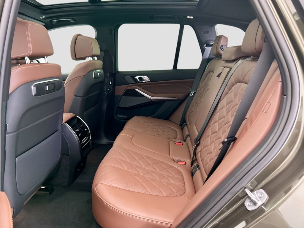 Thumbnail: 2026 BMW X5 - 20