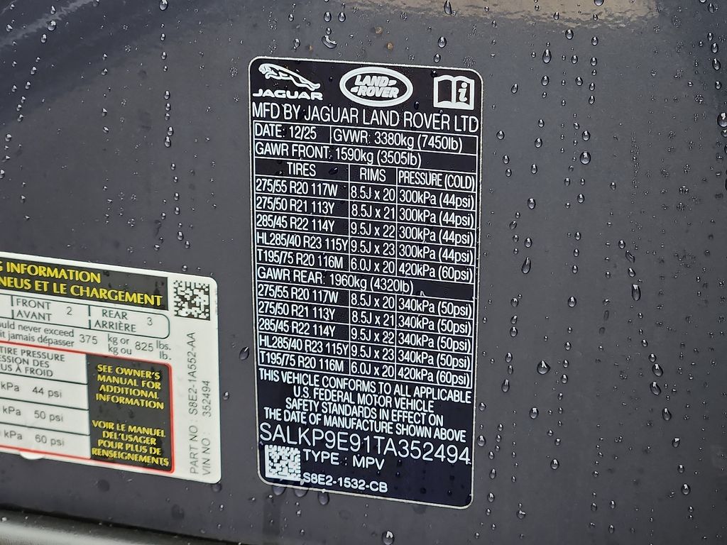 Thumbnail: 2026 Land Rover Range Rover - 10