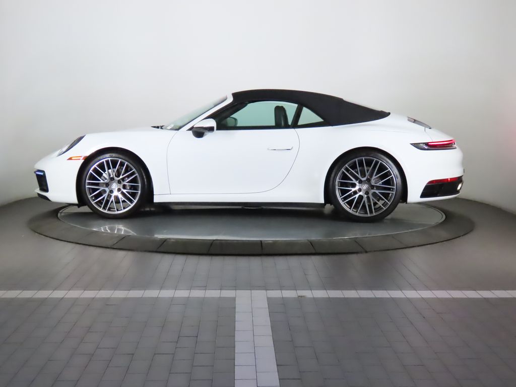 Thumbnail: 2022 Porsche 911 - 2