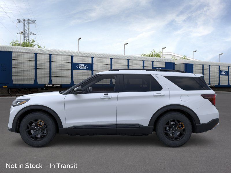 New 2026 White Ford Tremor image 3