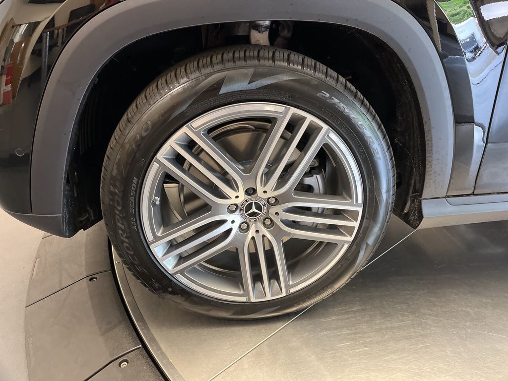 Thumbnail: 2026 Mercedes-Benz GLS - 10