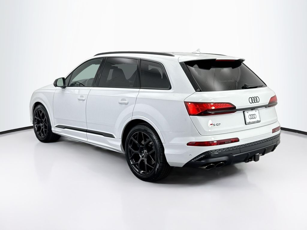Thumbnail: 2026 Audi SQ7 - 7