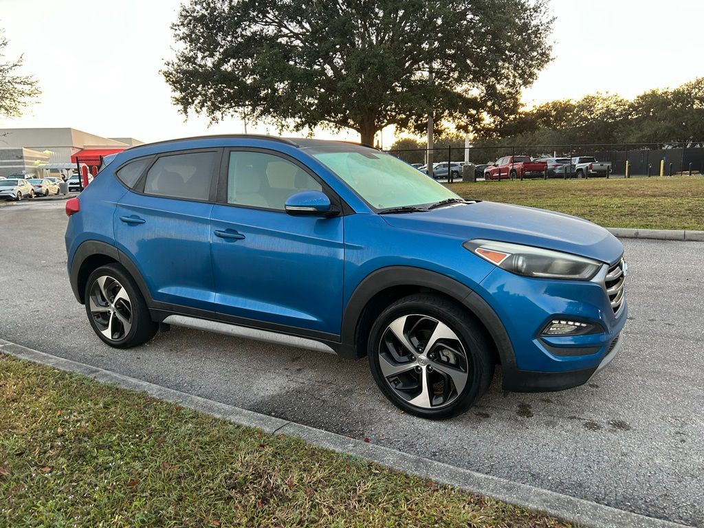 Thumbnail: 2018 Hyundai Tucson - 7