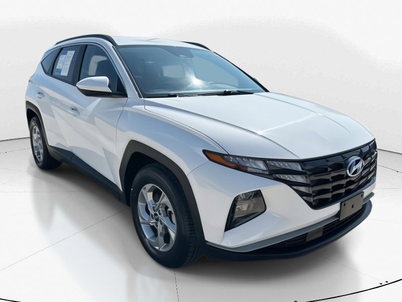 2024 White Pearl Hyundai Tucson SEL FWD SUV