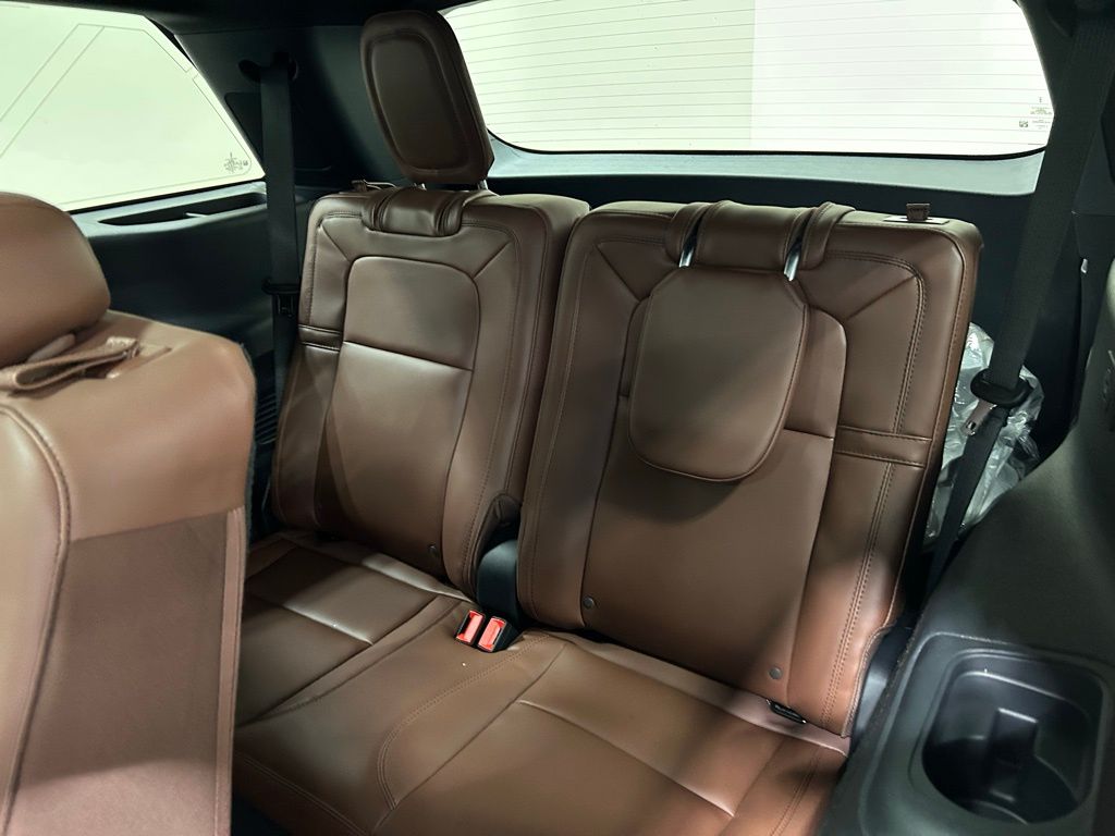 new 2026 Lincoln Aviator car, priced at $77,814