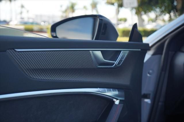 Thumbnail: 2026 Audi RS 7 - 19