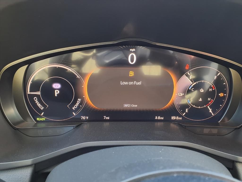 2025 Mazda CX-70 PHEV Premium - 9