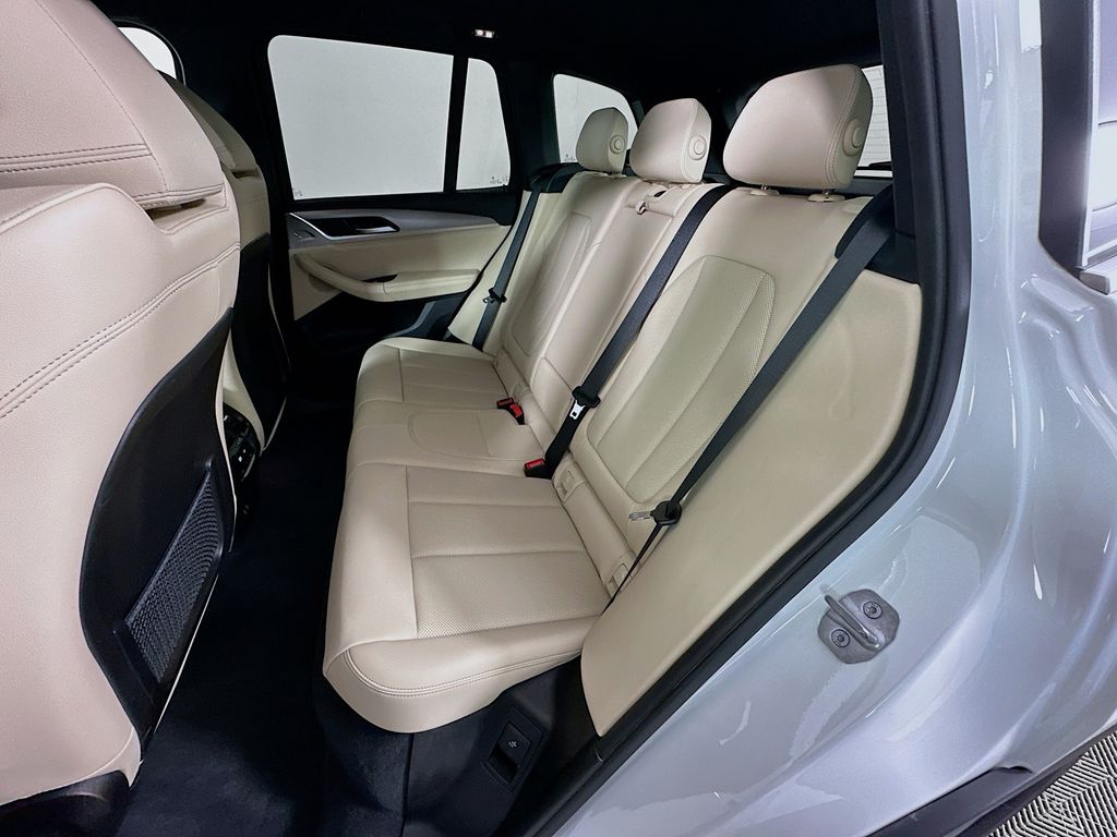 Thumbnail: 2023 BMW X3 - 25