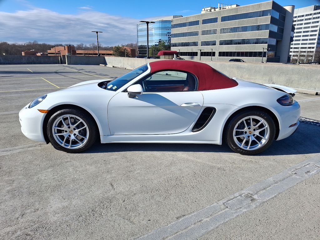 2024 Porsche 718 Boxster  7