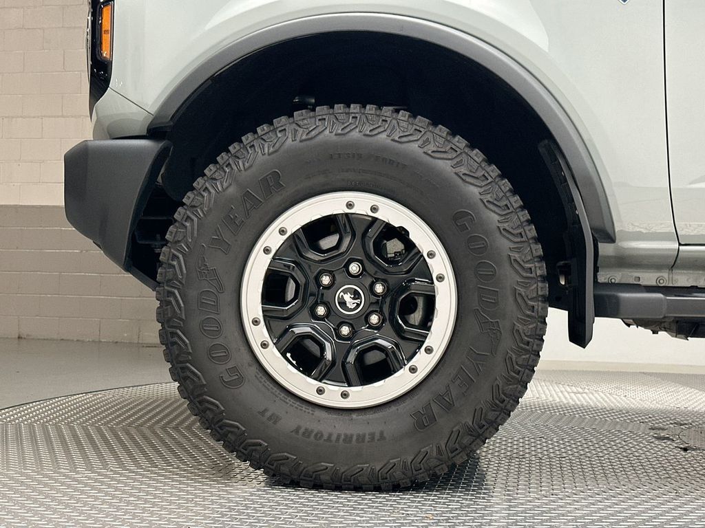 Thumbnail: 2023 Ford Bronco - 17