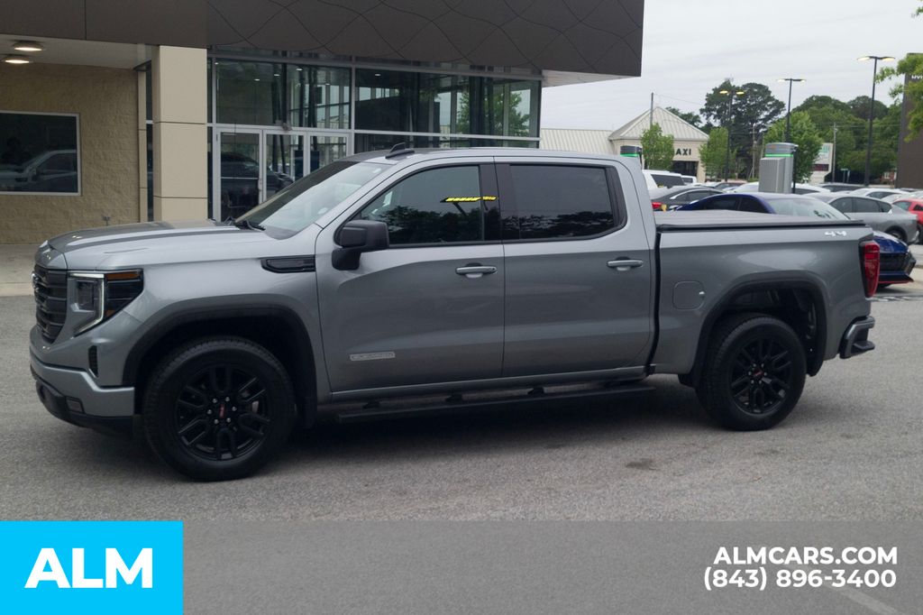 Used 2023 Sterling Metallic GMC Elevation image 10