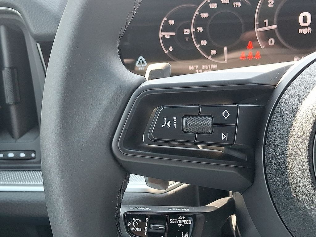 Thumbnail: 2026 Porsche Cayenne - 23