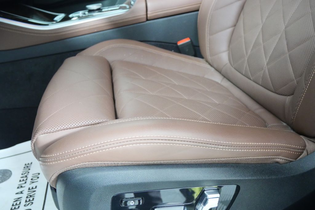 Thumbnail: 2024 BMW X5 - 10