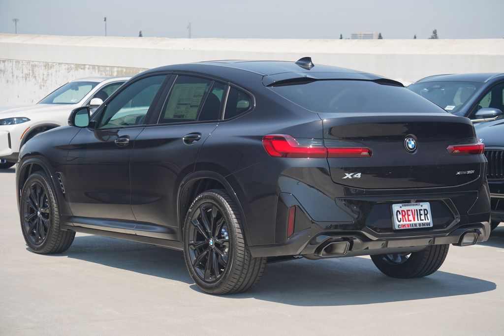 Thumbnail: 2025 BMW X4 - 7