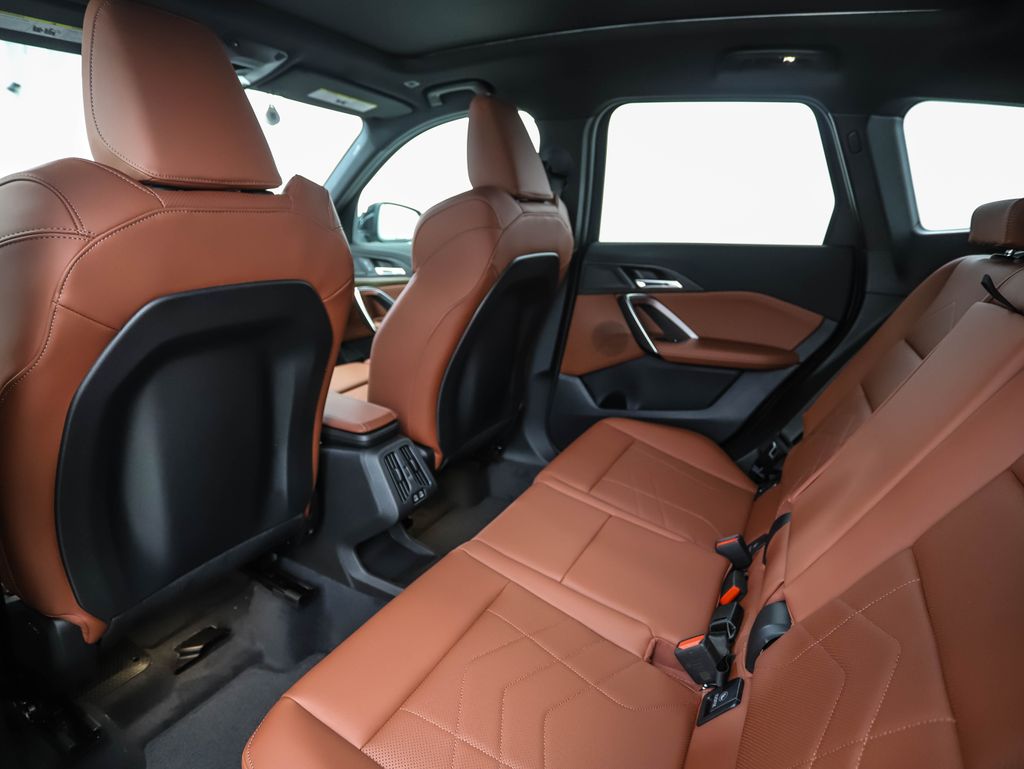 Thumbnail: 2026 BMW X1 - 22