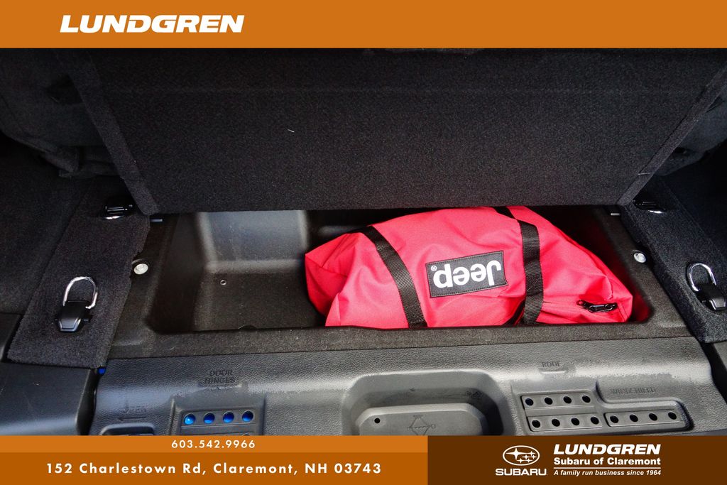 Used 2025 Jeep Wrangler SUV