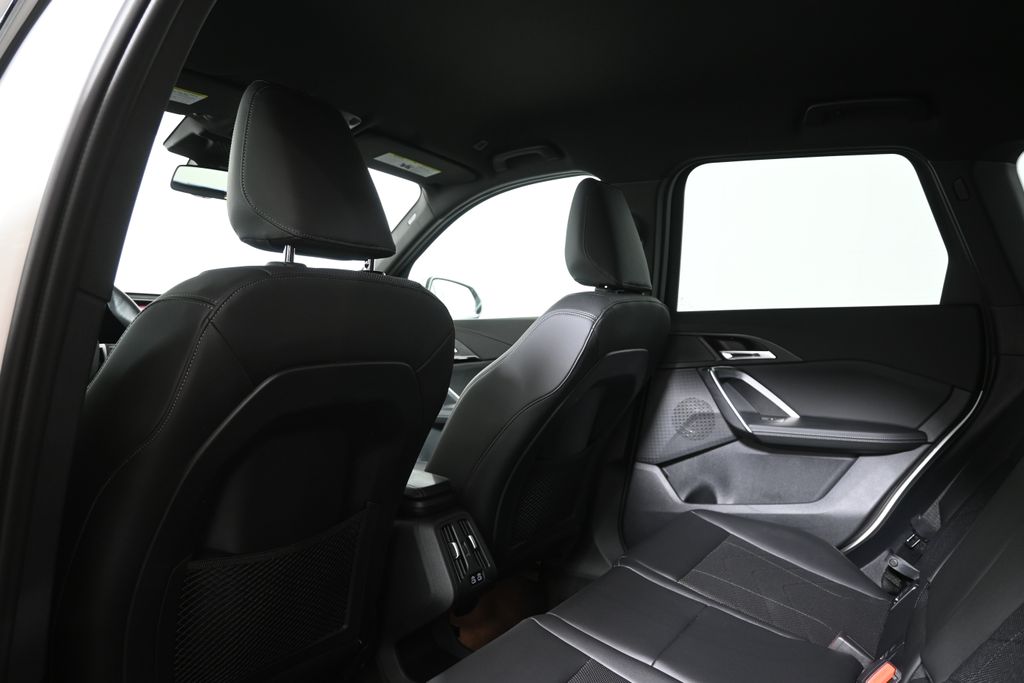 Thumbnail: 2023 BMW X1 - 30