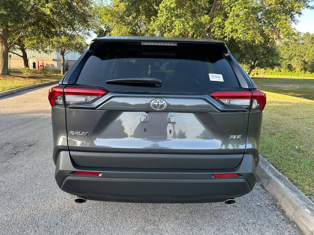 2024 Toyota RAV4 XLE Premium 4