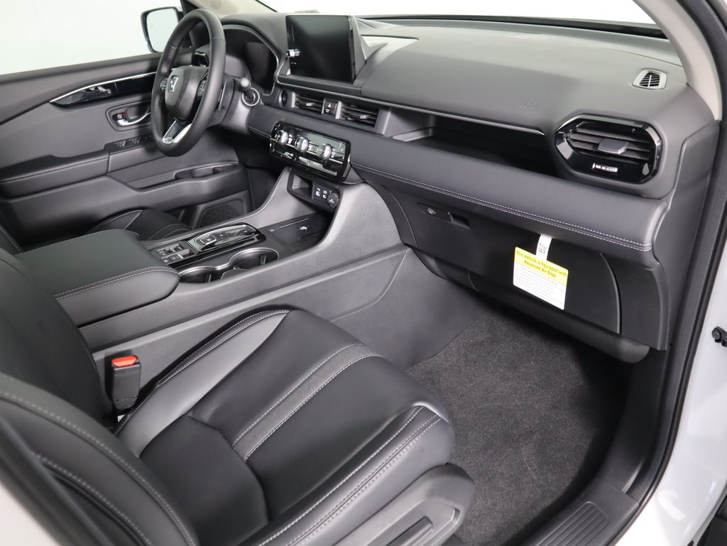 Thumbnail: 2025 Honda Pilot - 17