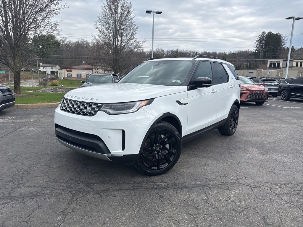 Fuji White 2025 Land Rover Discovery P300 S AWD SUV / Crossover All-Wheel Drive 8-Speed Automatic