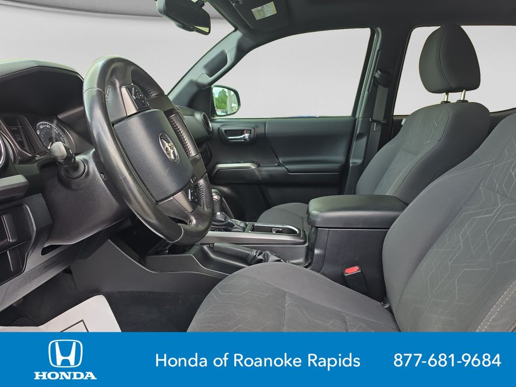 Used 2016 Toyota Tacoma Truck
