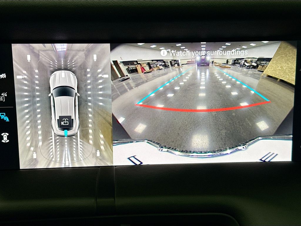 Thumbnail: 2026 Porsche Taycan - 17