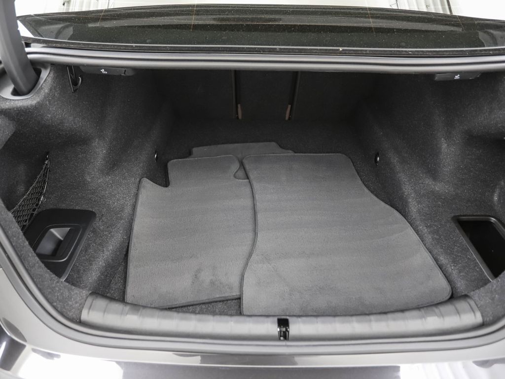 Thumbnail: 2023 BMW 5 Series - 24