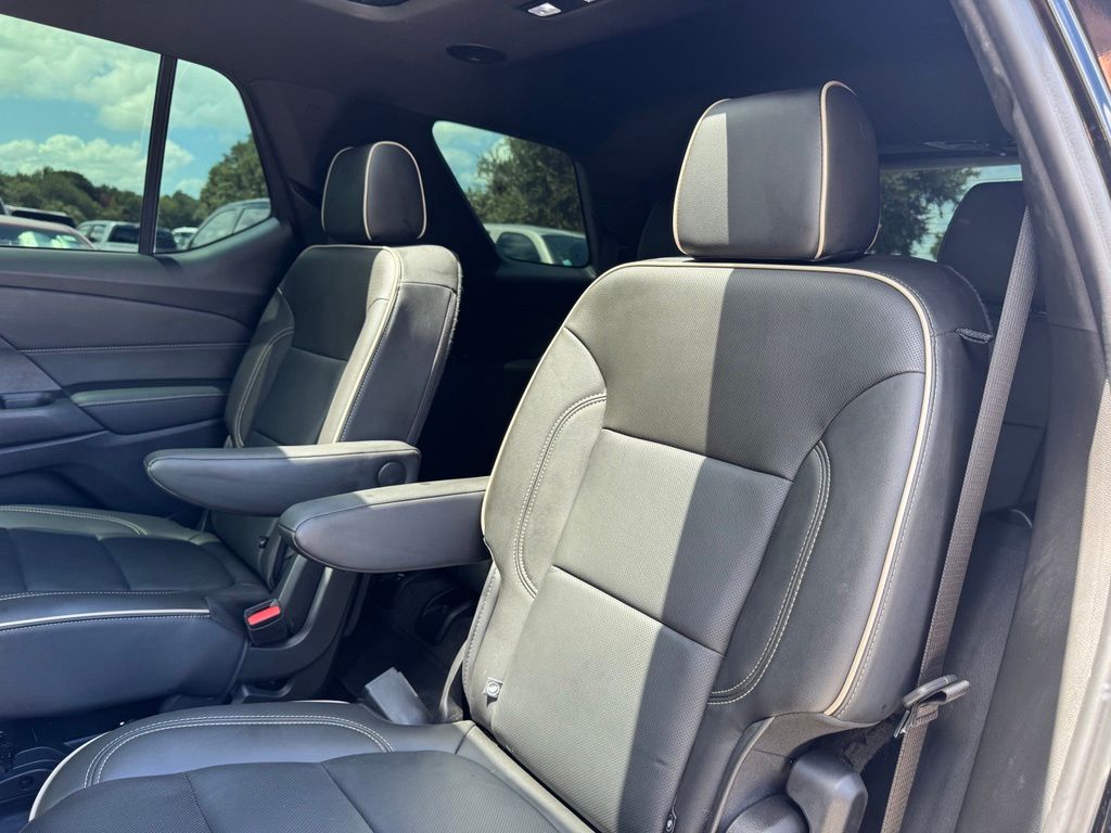 Used Car 2022 Chevrolet Traverse  Premier For Sale Under $35,000 In Austin, Texas