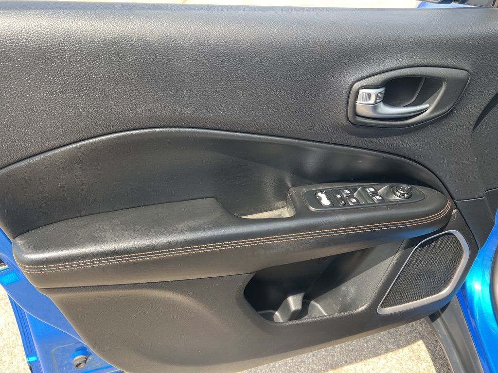 2018 Jeep Compass Limited photo