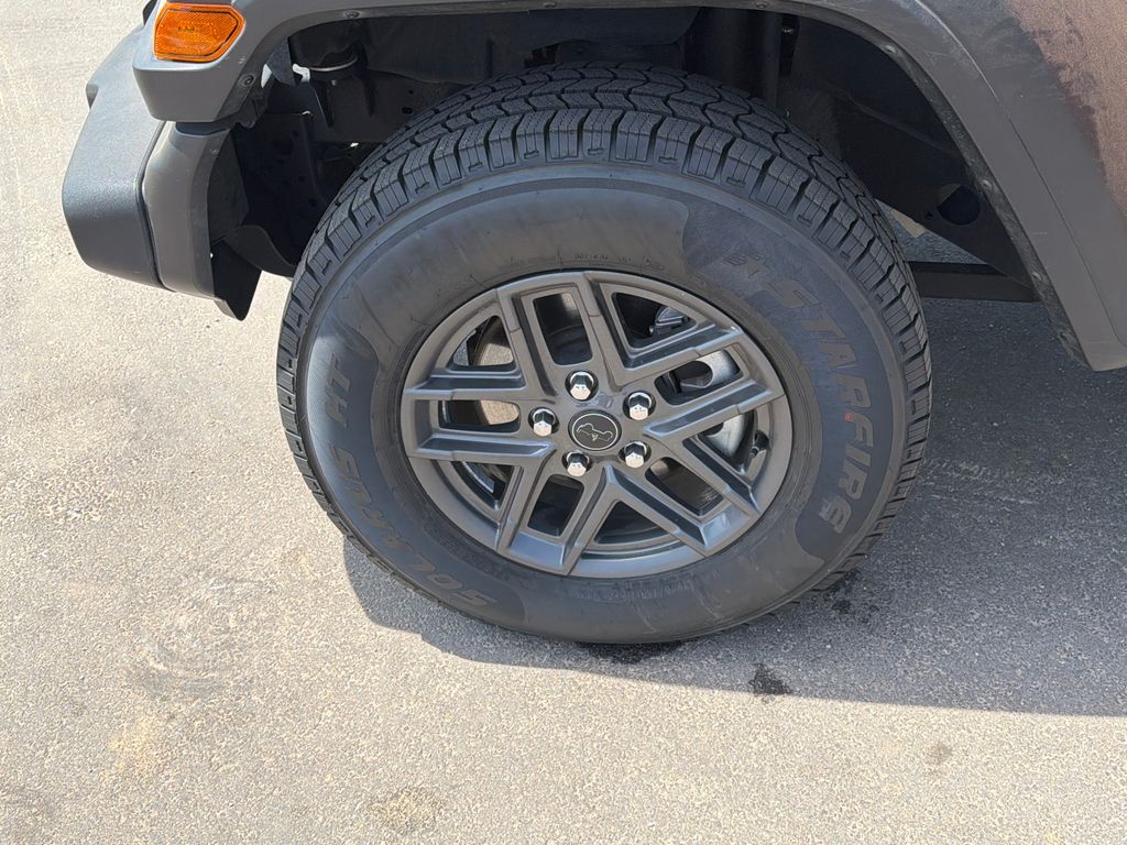 Used 2025 Red Jeep Sport S image 11