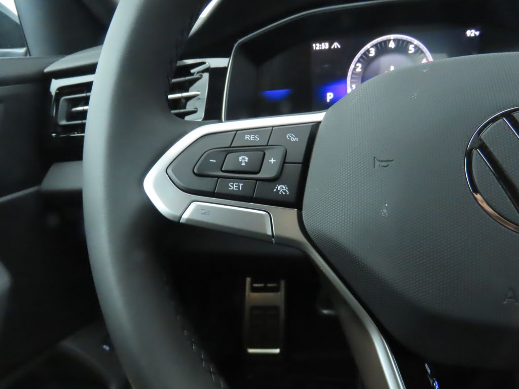 Thumbnail: 2025 Volkswagen Jetta - 12