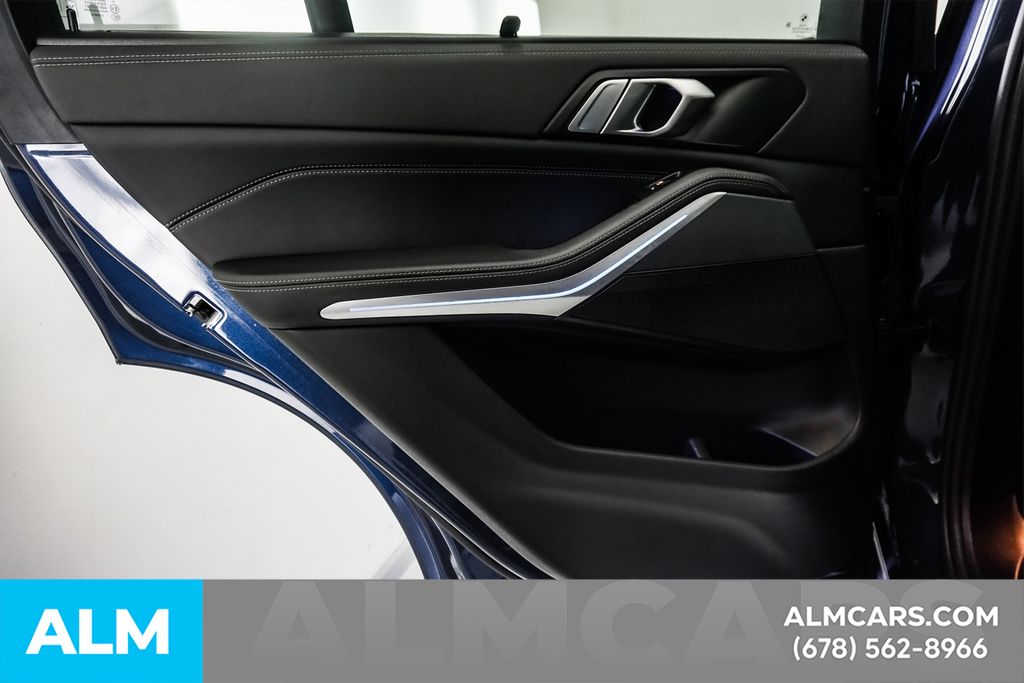 Used 2022 Blue BMW xDrive40i image 54
