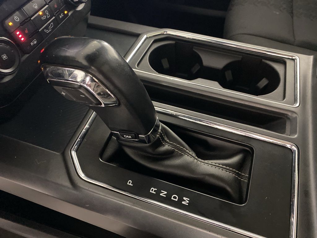 Used 2019 Black Ford XLT image 17